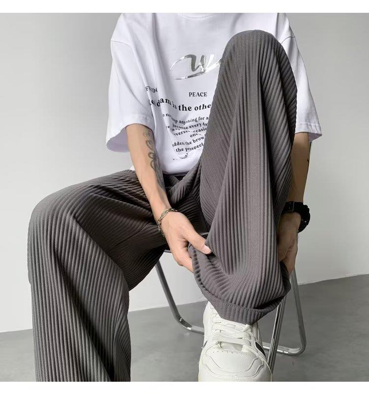 Men's Summer Pleated Texture Ice Silk Wide-leg Pants