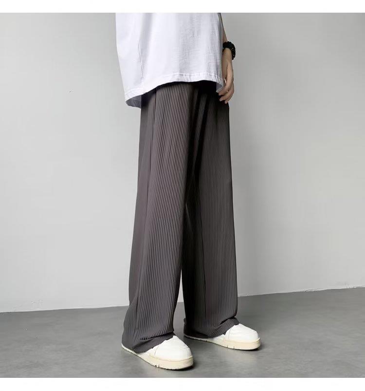 Men's Summer Pleated Texture Ice Silk Wide-leg Pants